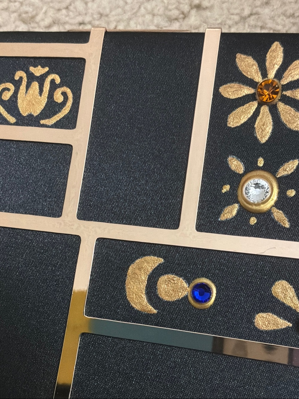 Elegant Black and Gold Decorative Clutch - Picture 2 of 10